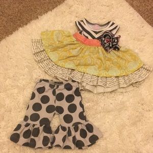 Giggle moon 2 piece outfit